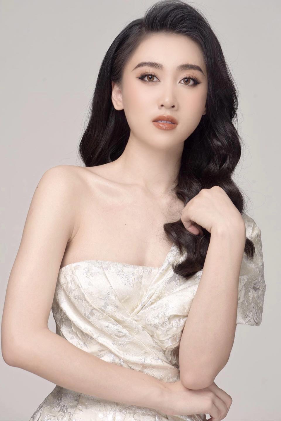 Nữ sinh Ngoại thương sở hữu vòng eo 58cm thi Miss Grand Vietnam - Ảnh 6.