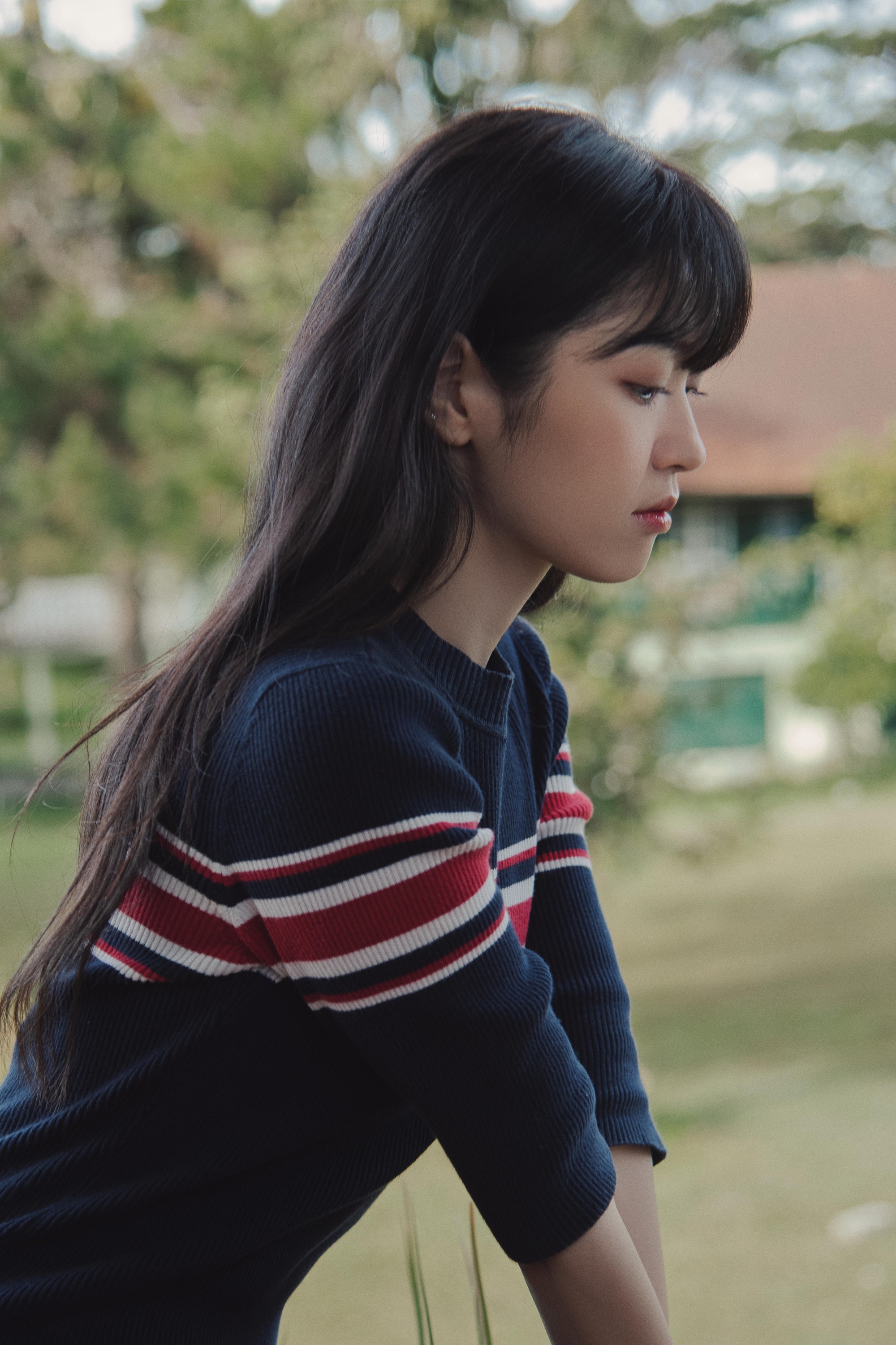 Suni Hạ Linh hát 6 thứ tiếng, lần đầu có MV vào top 1 trending  - Ảnh 1.