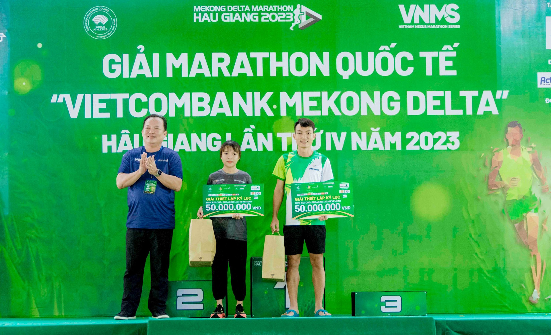 Kỷ lục mới tại giải Marathon quốc tế Hậu Giang 2023 - Ảnh 1.