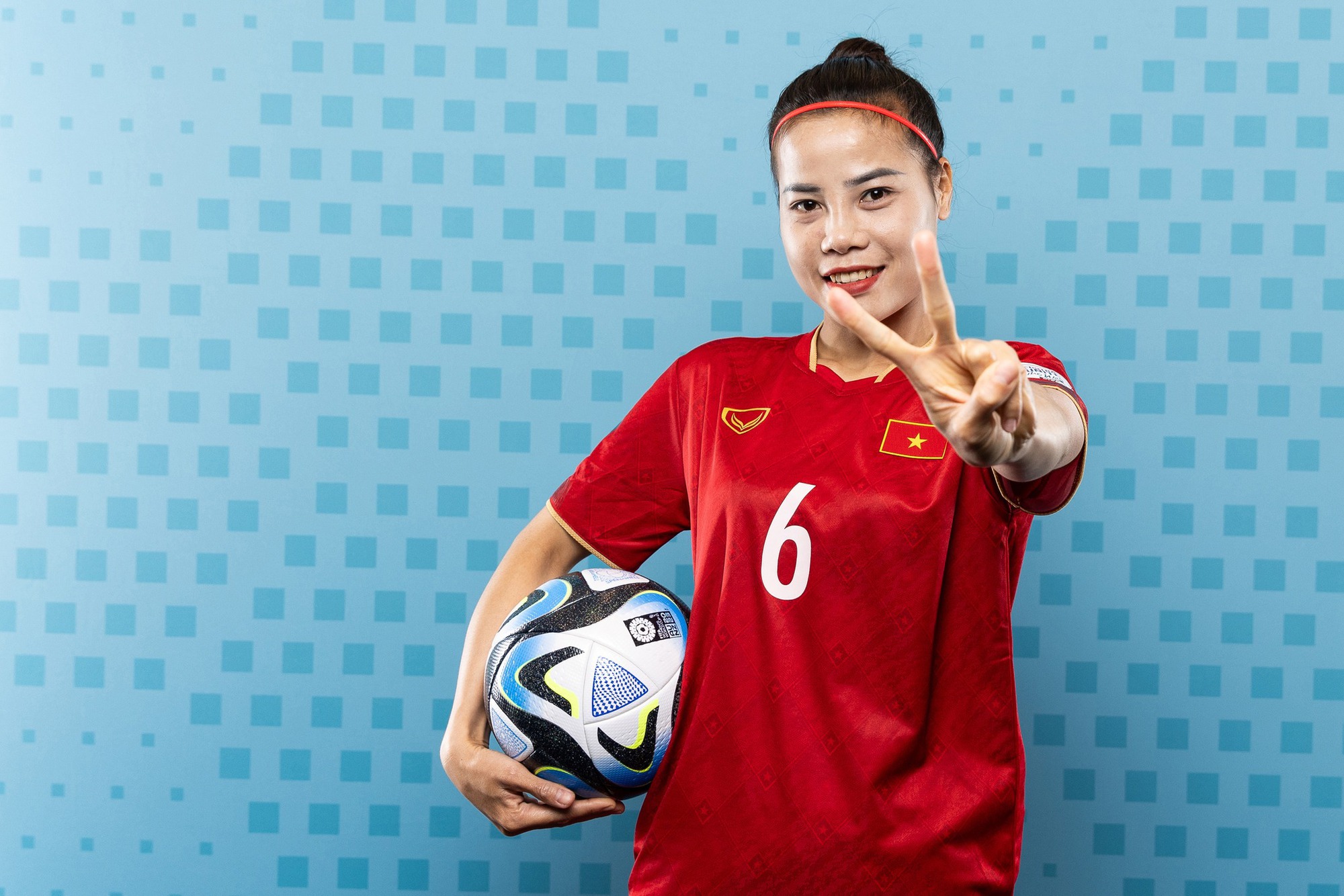 Đội tuyển nữ Việt Nam 'chất như nước cất' qua ống kính của FIFA - Ảnh 14.