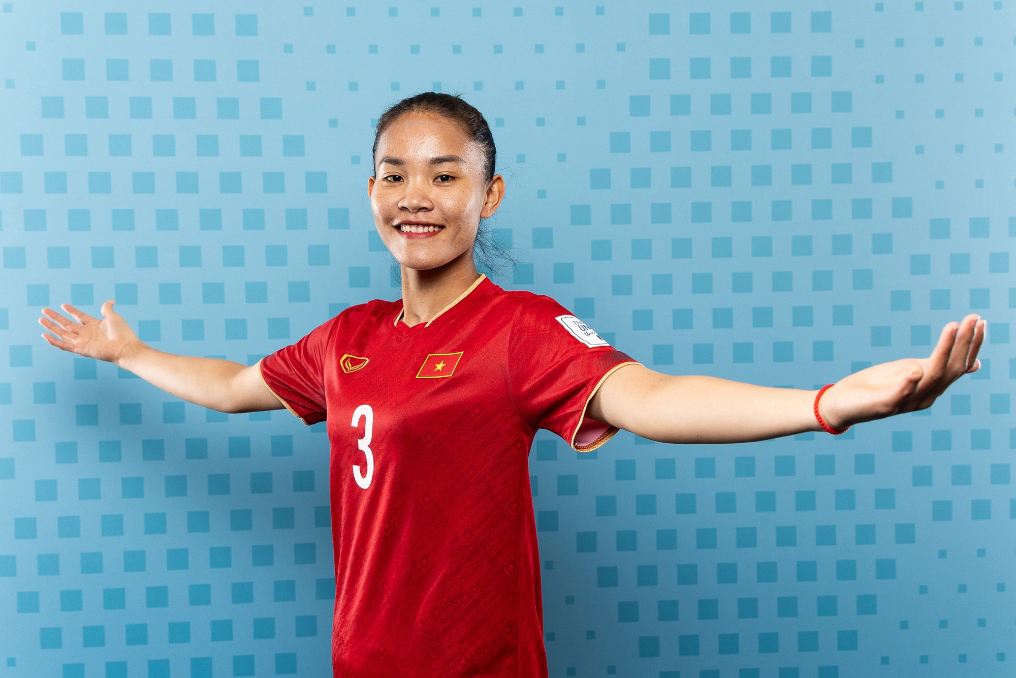 Đội tuyển nữ Việt Nam 'chất như nước cất' qua ống kính của FIFA - Ảnh 10.
