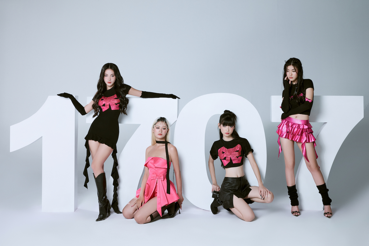 Bốn nhà thiết kế LSEOUL tung bộ sưu tập mới sắc đen hồng - Ảnh 1.