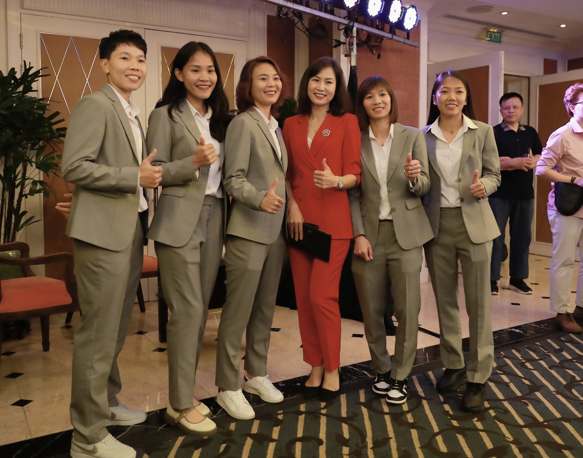 Cảm hứng mạnh mẽ cho đội tuyển nữ Việt Nam - Ảnh 6.