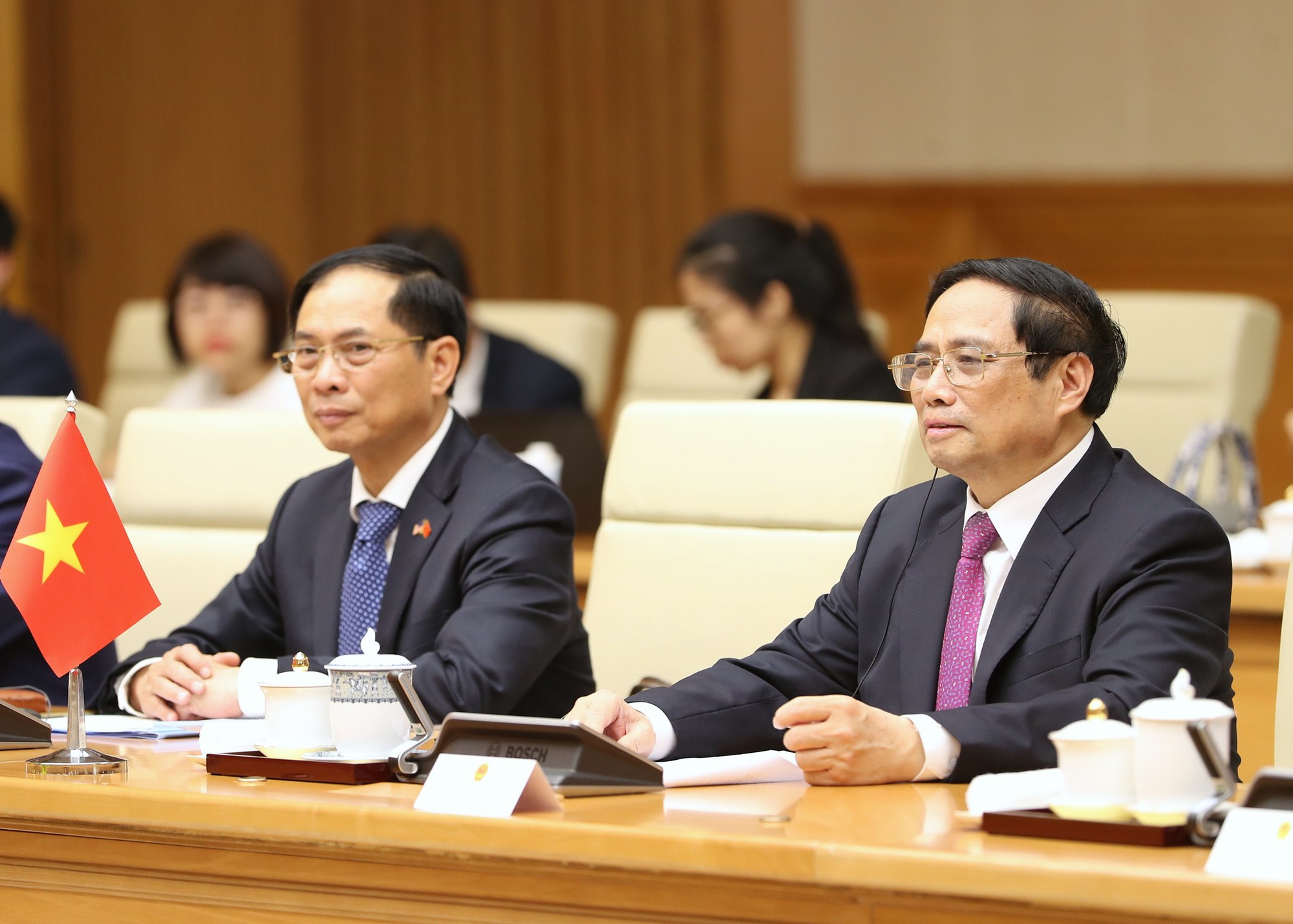 Thủ tướng Phạm Minh Chính chủ trì lễ đón Thủ tướng Malaysia Anwar Ibrahim - Ảnh 7. Thủ tướng Phạm Minh Chính chủ trì lễ đón Thủ tướng Malaysia Anwar Ibrahim - Ảnh 7.