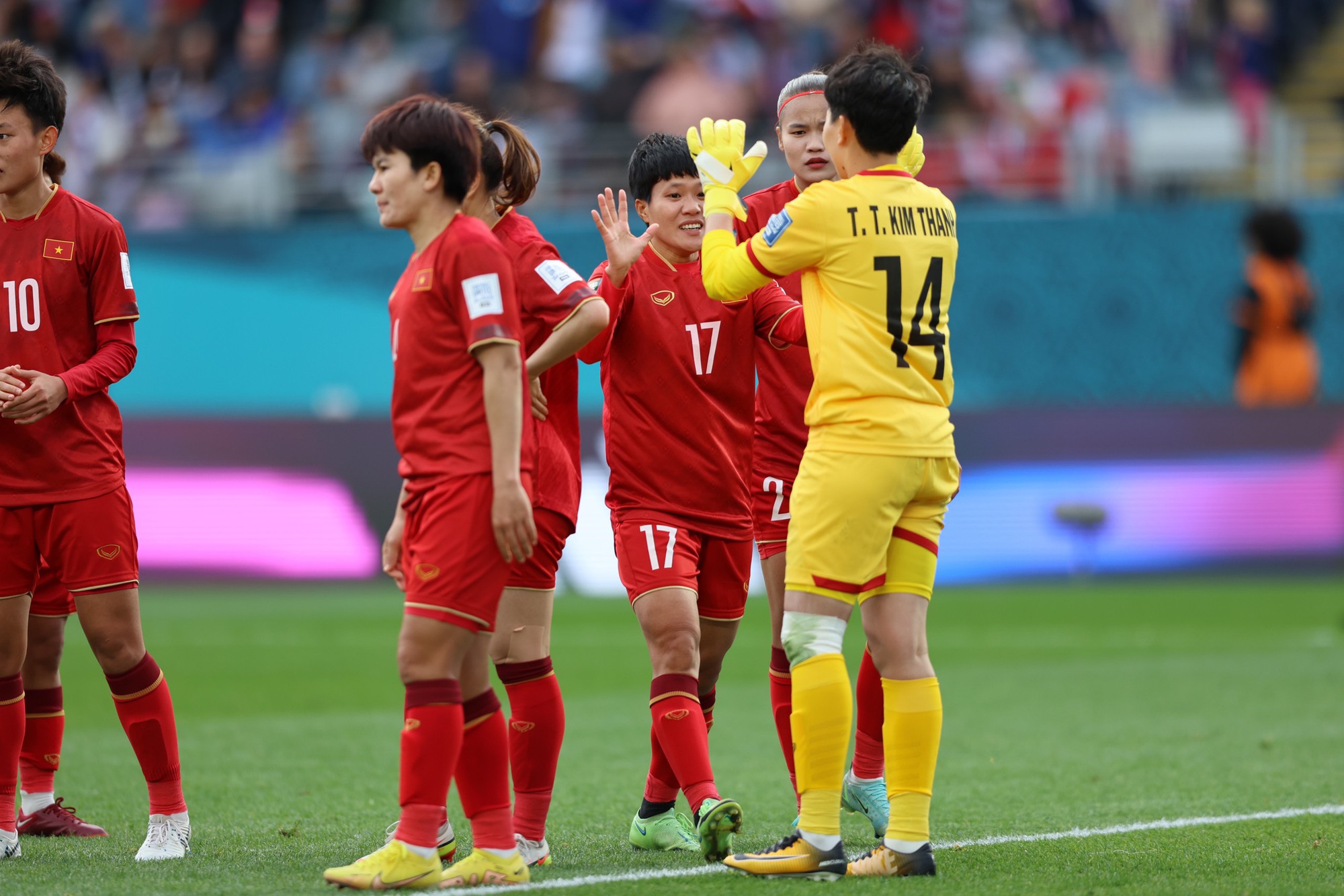 Trận đấu lịch sử của đội tuyển nữ Việt Nam, những sắc thái khó quên - Ảnh 16.