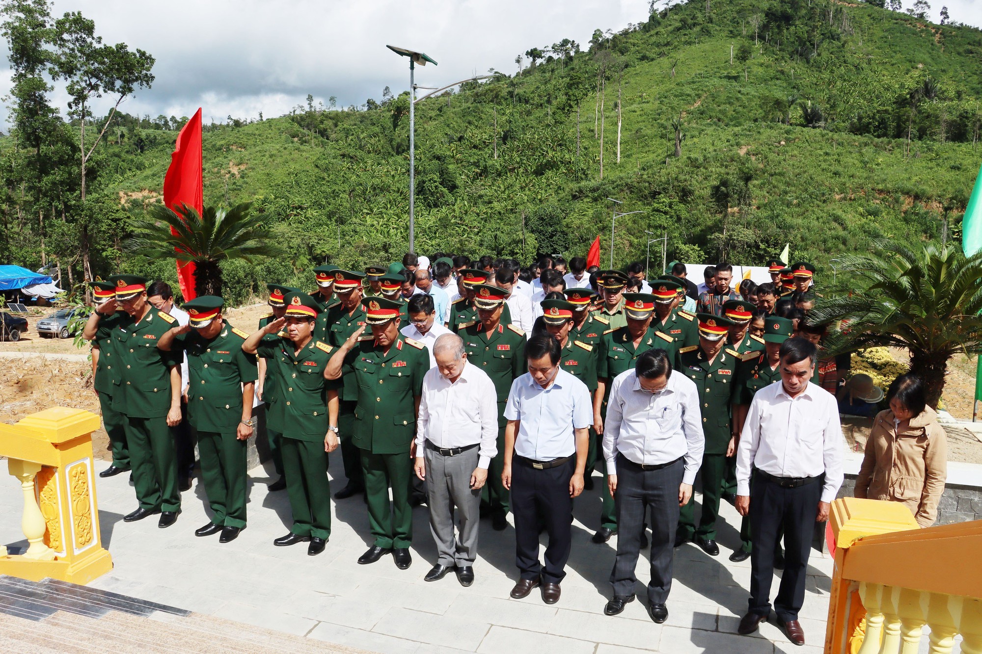 Khánh thành 'địa chỉ đỏ' tưởng nhớ liệt sĩ hy sinh ở Rào Trăng 3   - Ảnh 2.