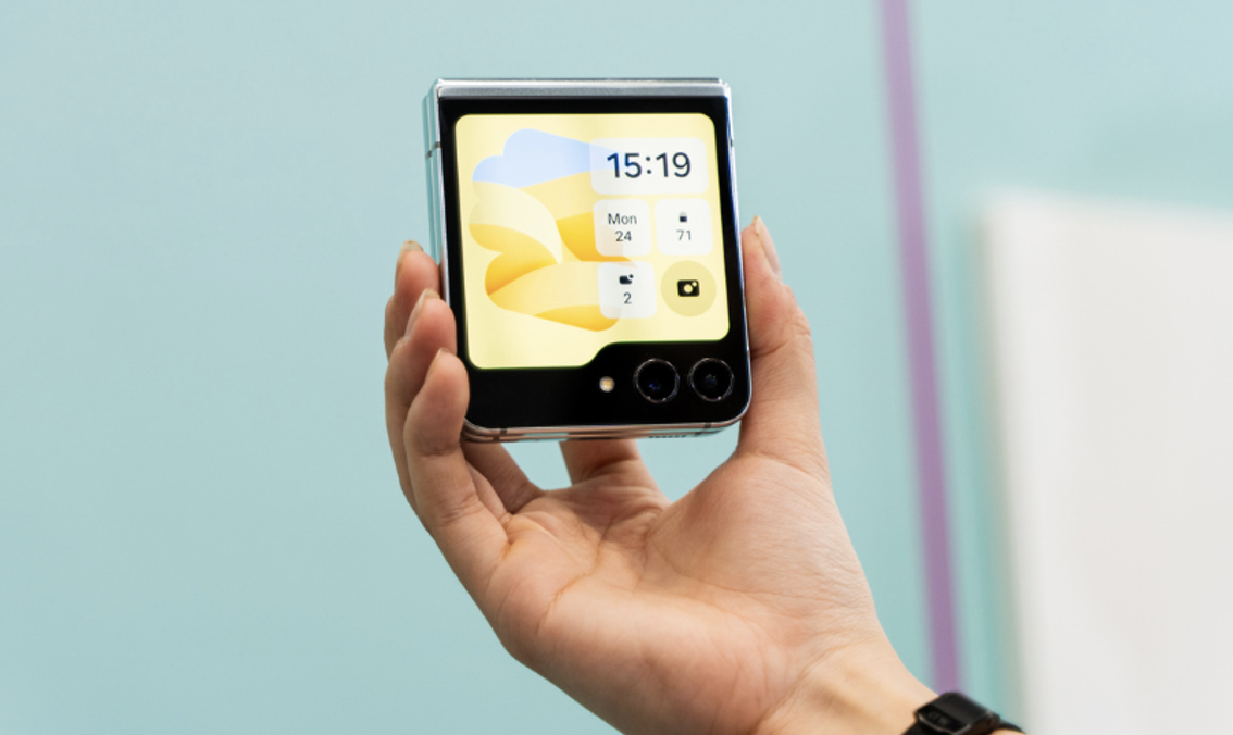 Samsung Galaxy Z Flip5 và Galaxy Z Fold5 ra mắt, giá từ 26 triệu đồng - Ảnh 1. Samsung Galaxy Z Flip5 và Galaxy Z Fold5 ra mắt, giá từ 26 triệu đồng - Ảnh 1.