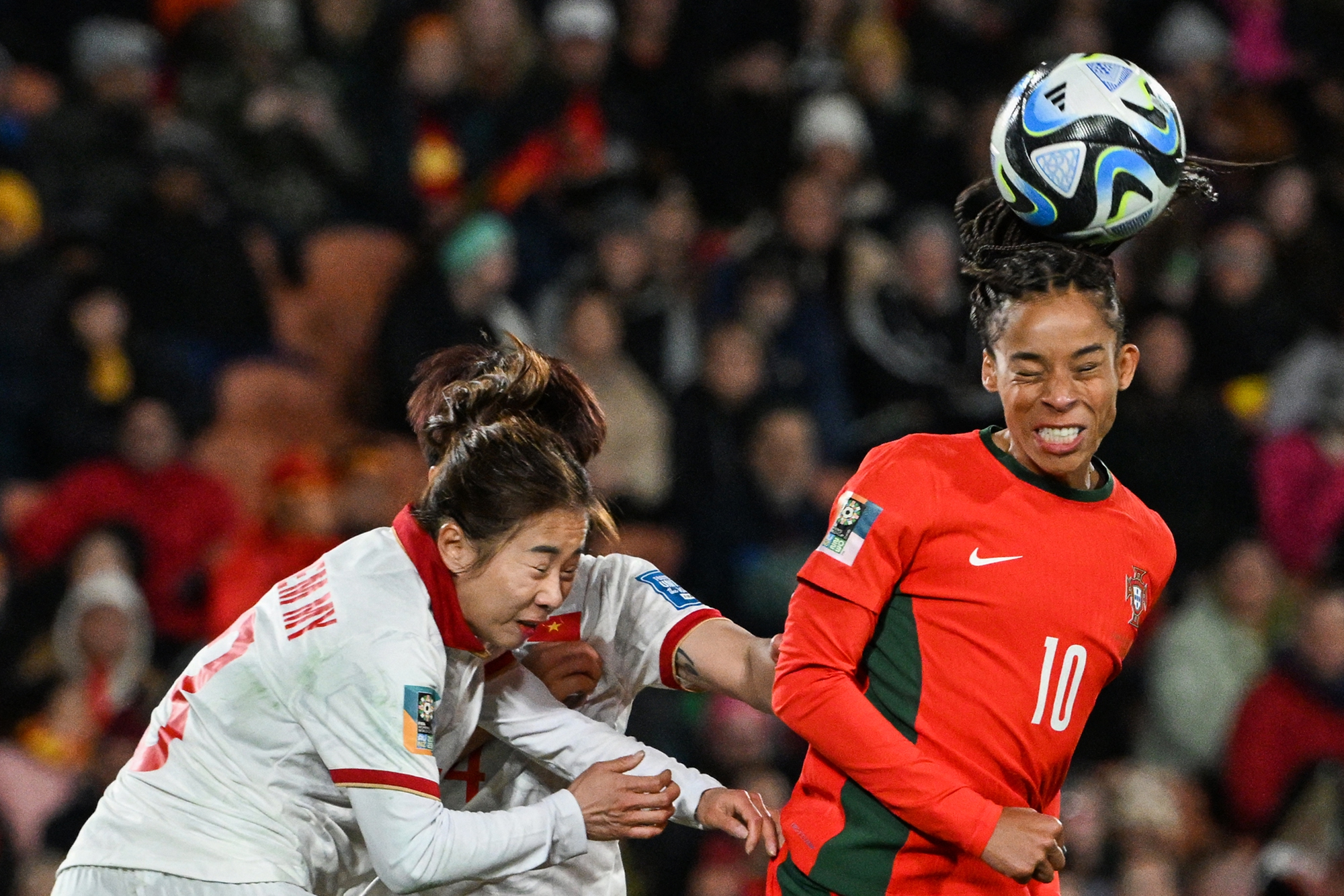 Vì sao đội tuyển nữ Việt Nam thủng lưới chóng vánh trước Bồ Đào Nha? - Ảnh 6.
