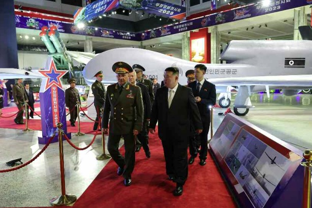 Triều Tiên công bố 2 UAV chiến đấu mới  - Ảnh 1.