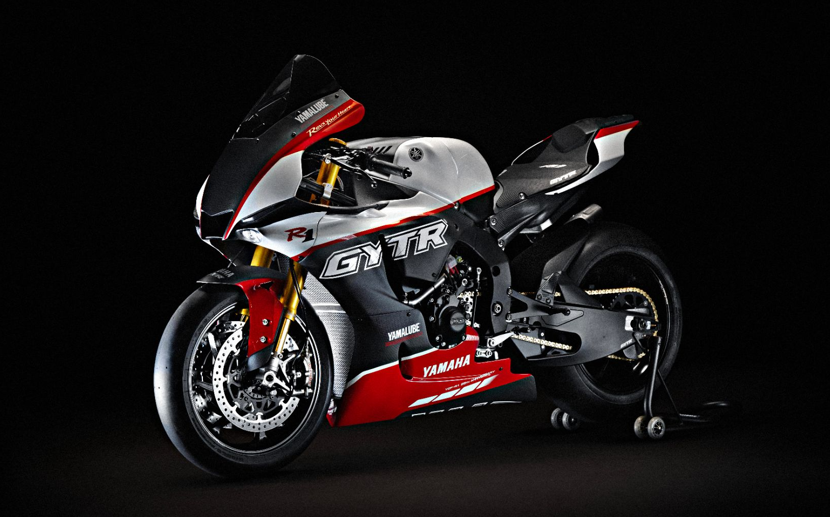 Siêu mô tô Yamaha R1 và R1M 2020 ra mắt với các nâng cấp về hiệu năng  Xe  máy  Việt Giải Trí