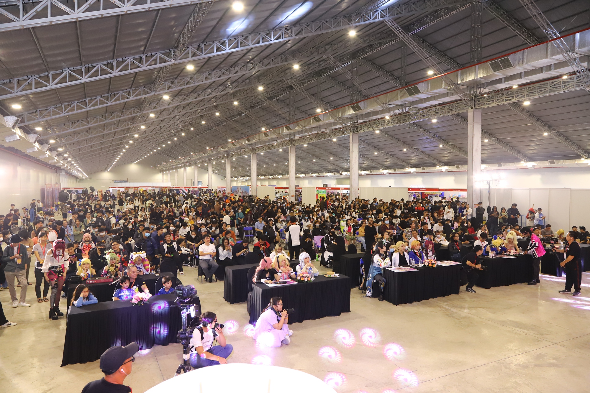 Người trẻ tấp nập mua sắm, hóa trang tại sự kiện Manga Comic Con Việt Nam 2023 - Ảnh 8.