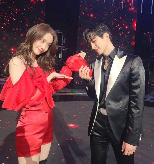 Rộ tin bộ đôi ‘King The Land’ YoonA và Junho hẹn hò - Ảnh 2.