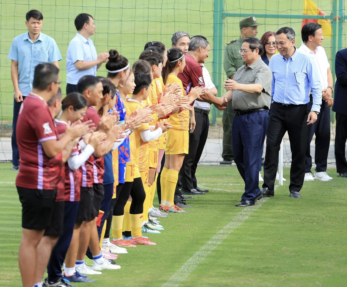 Thủ tướng Phạm Minh Chính: 'Đội tuyển nữ Việt Nam đã có trận đấu đầy cảm xúc trước đội nữ Đức' - Ảnh 2.