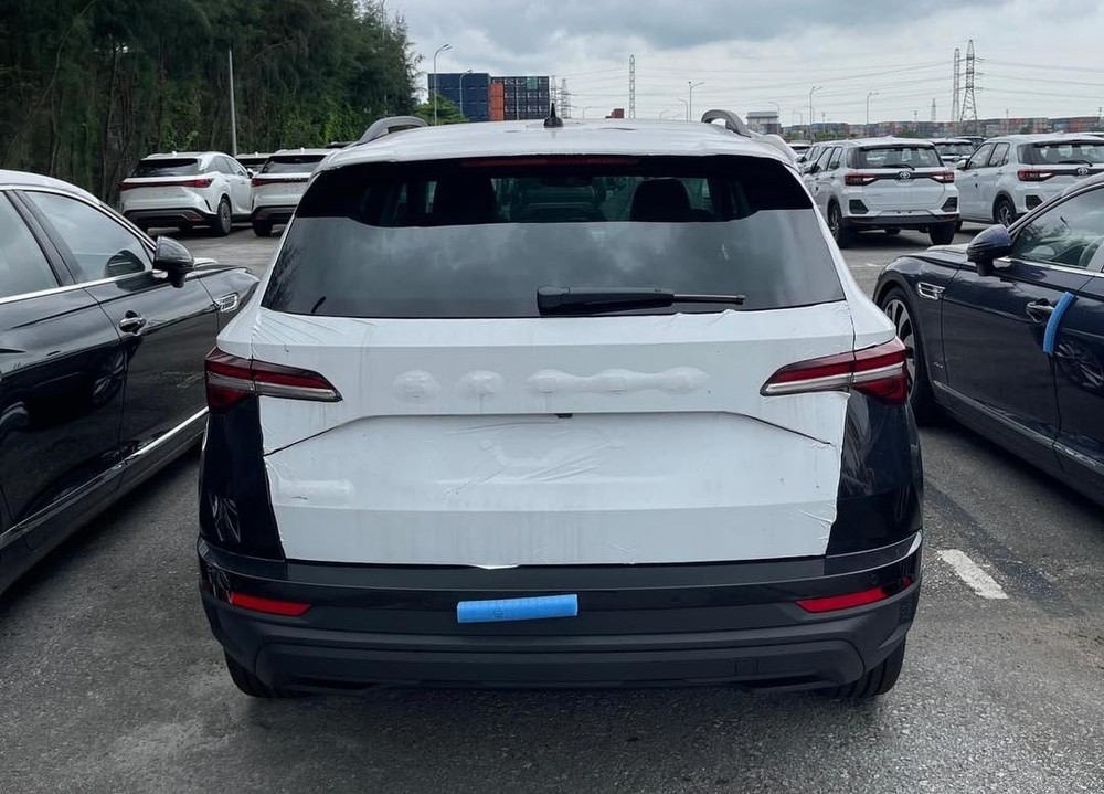 Skoda Karoq về Việt Nam 'đe dọa' Toyota Corolla Cross - Ảnh 2. Skoda Karoq về Việt Nam 'đe dọa' Toyota Corolla Cross - Ảnh 2.
