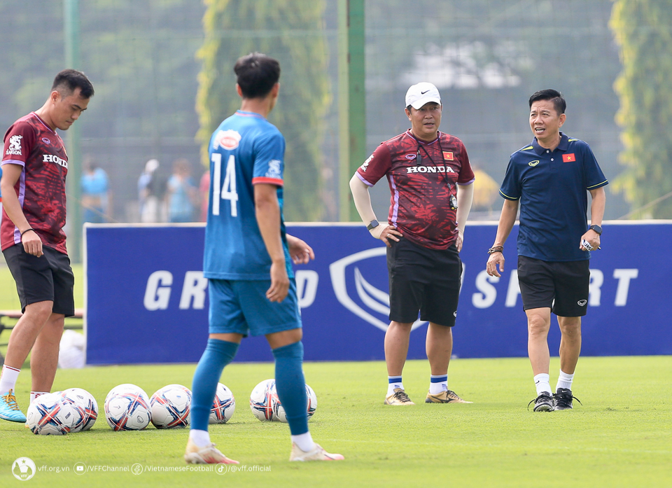 HLV Hoàng Anh Tuấn quyết tâm bảo vệ chức vô địch giải U.23 Đông Nam Á