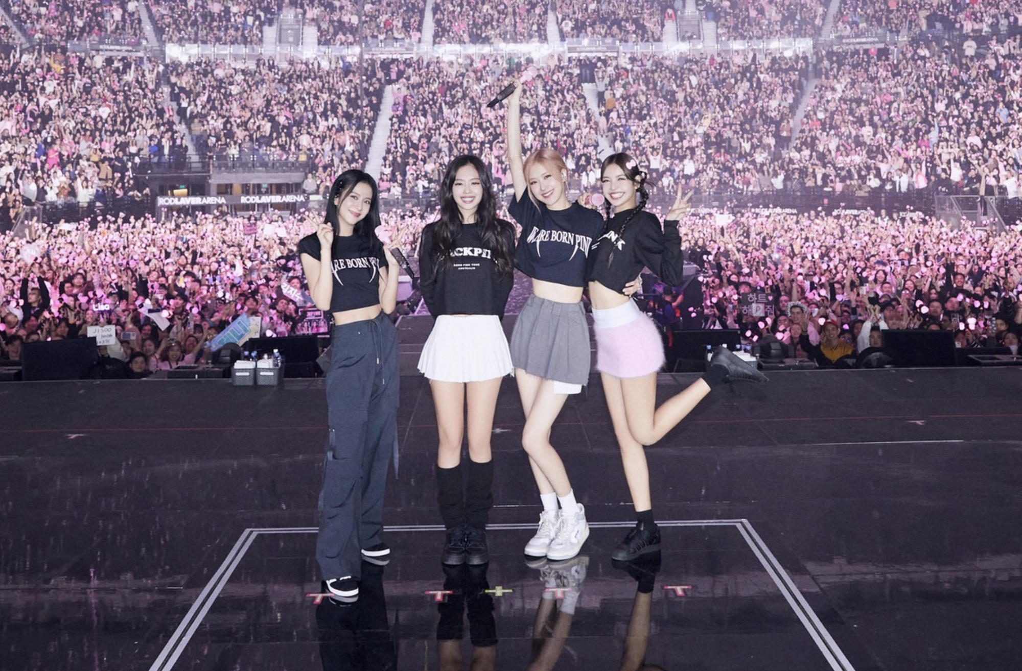 Ban tổ chức lên tiếng vụ concert BlackPink ở Hà Nội chỉ có 13 ca khúc