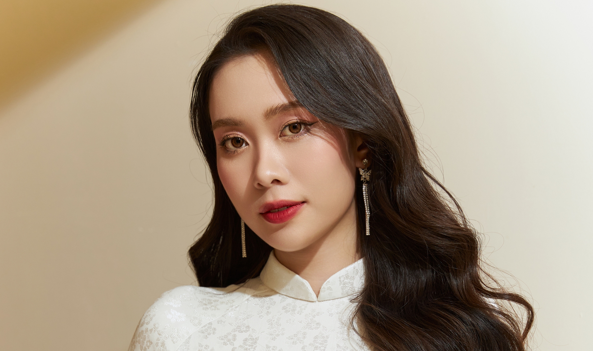 Ban Mai Tôi không dựa vào Miss Peace Vietnam để đổi đời