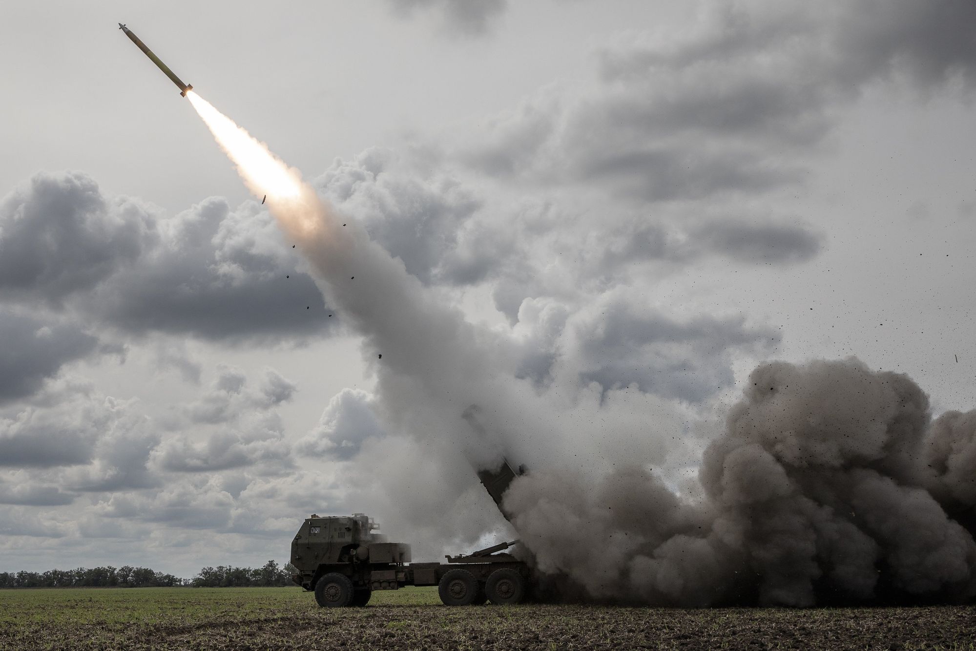 Ukraine có lợi thế gì trong phản công khi sở hữu hàng loạt vũ khí phương Tây? - Ảnh 1.