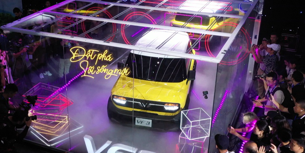 VinFast ra mắt ô tô điện VF 3, VF 6, VF 7 và xe đạp điện