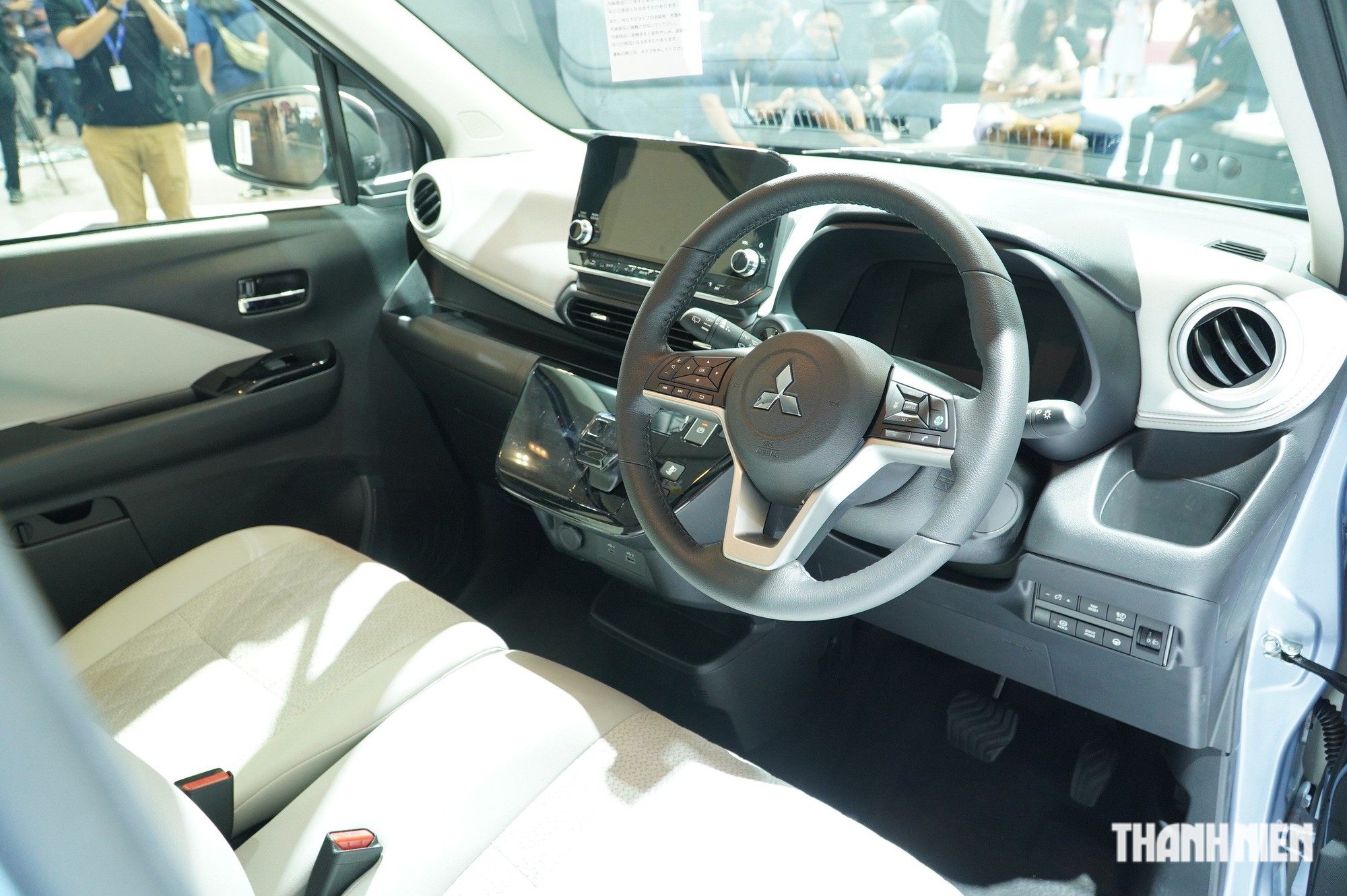 Cận cảnh xe điện Mitsubishi eK X EV có khả năng về Việt Nam   - Ảnh 5.
