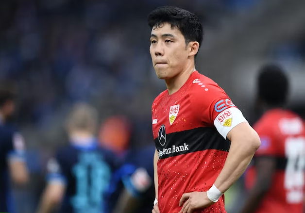 Liverpool quyết chiêu mộ tuyển thủ Nhật Bản - Ảnh 1.