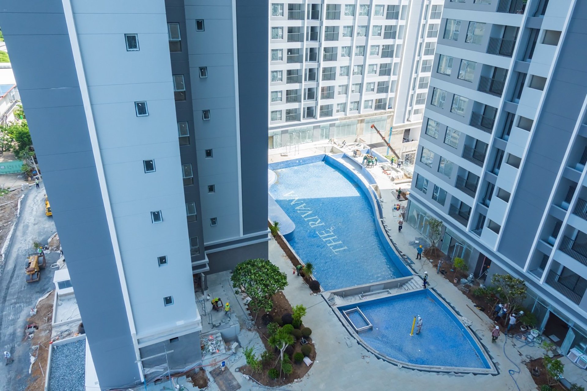 គម្រោងទេសភាពកំពុងត្រូវបានពន្លឿន (រូបថត៖ Dat Phuoc) Các hạng mục cảnh quan đang được đẩy nhanh tiến độ (Ảnh: Đạt Phước)