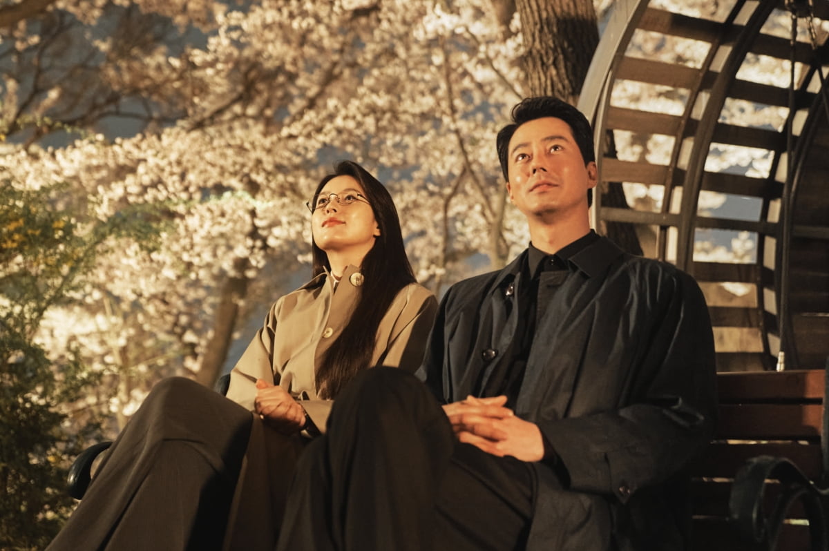 Cặp sao Jo In Sung và Han Hyo Joo gây sốt trong phim ‘Moving’ - Ảnh 6.
