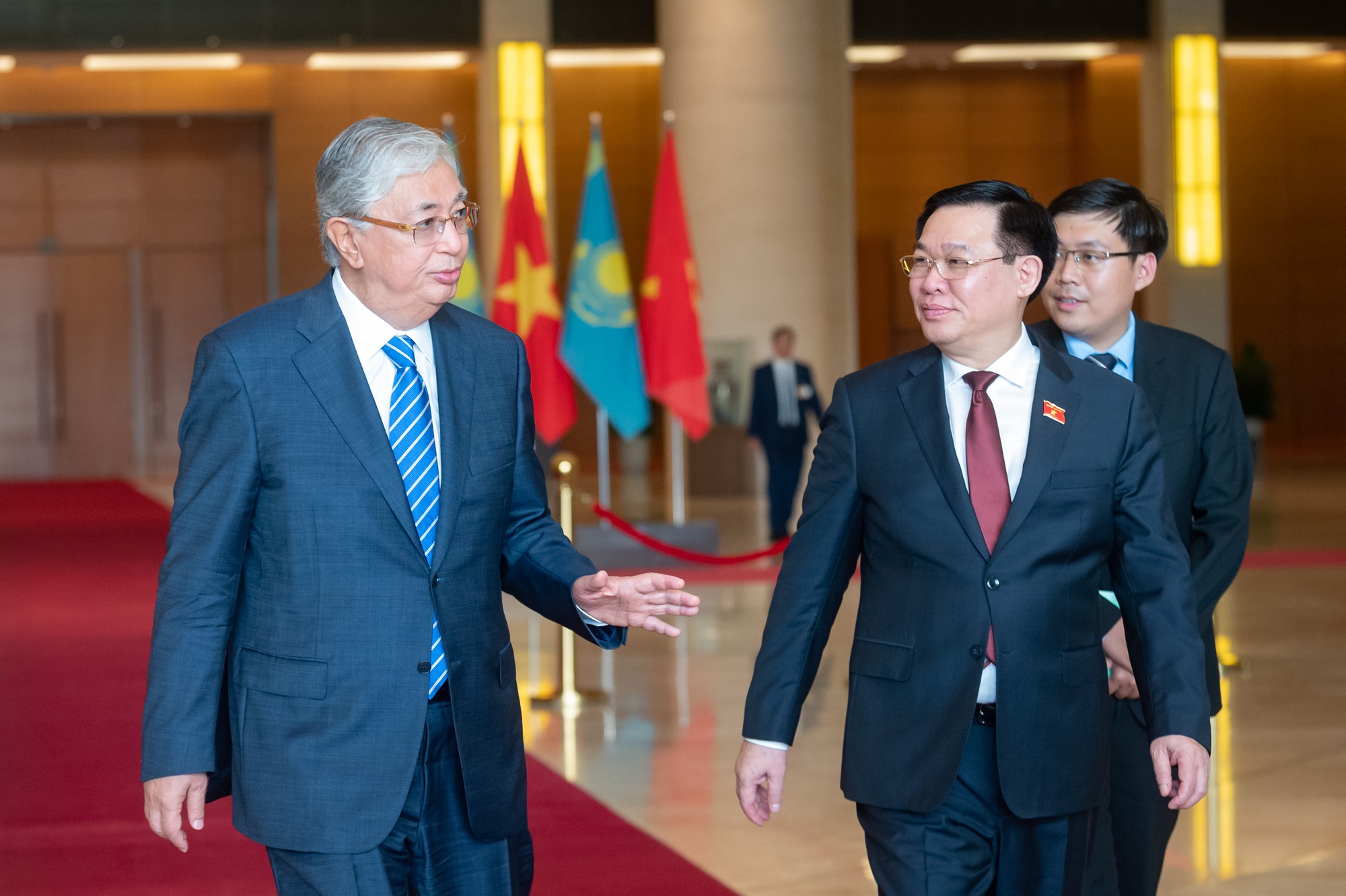 Kazakhstan sẽ thúc đẩy hướng trọng tâm hợp tác kinh tế sang Việt Nam - Ảnh 2.
