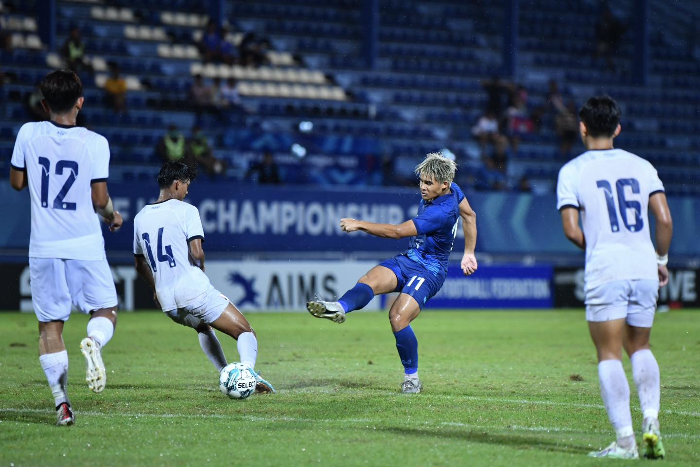 U.23 Thái Lan giành vé đầu tiên vào bán kết giải U.23 Đông Á 2023 - Ảnh 1.