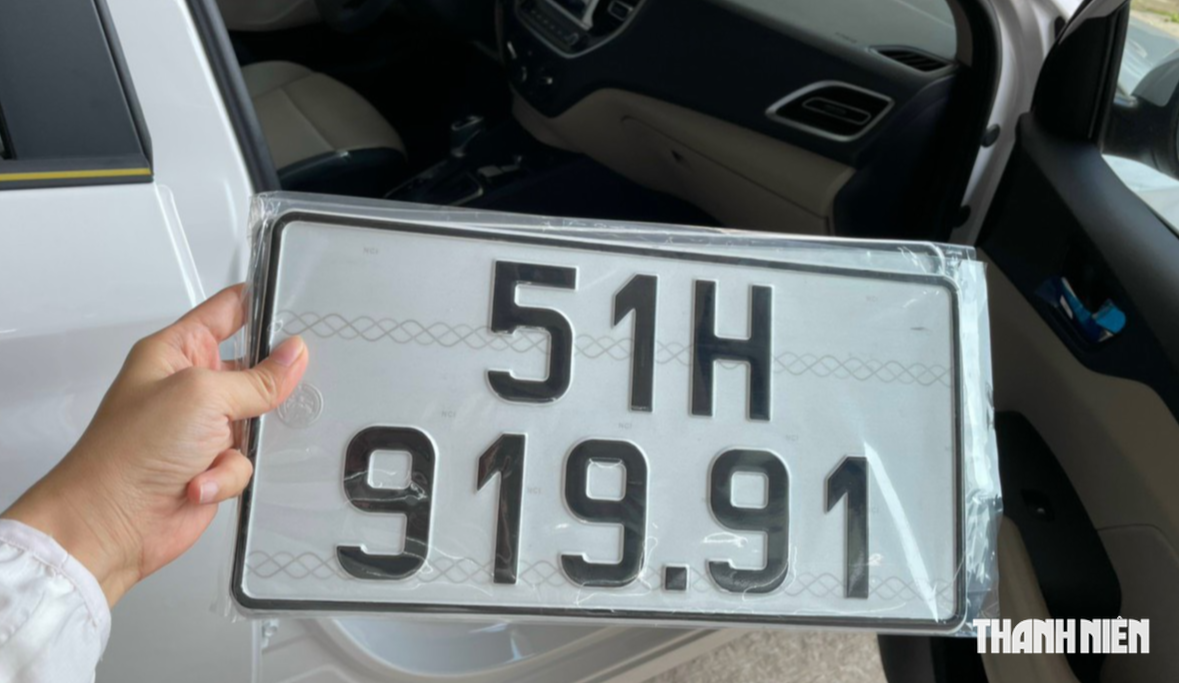 Từ 15.8, dùng VNeID đăng ký sở hữu xe cũ được miễn, giảm lệ phí trước bạ Từ 15.8, dùng VNeID đăng ký sở hữu xe cũ được miễn, giảm lệ phí trước bạ- Ảnh 2.