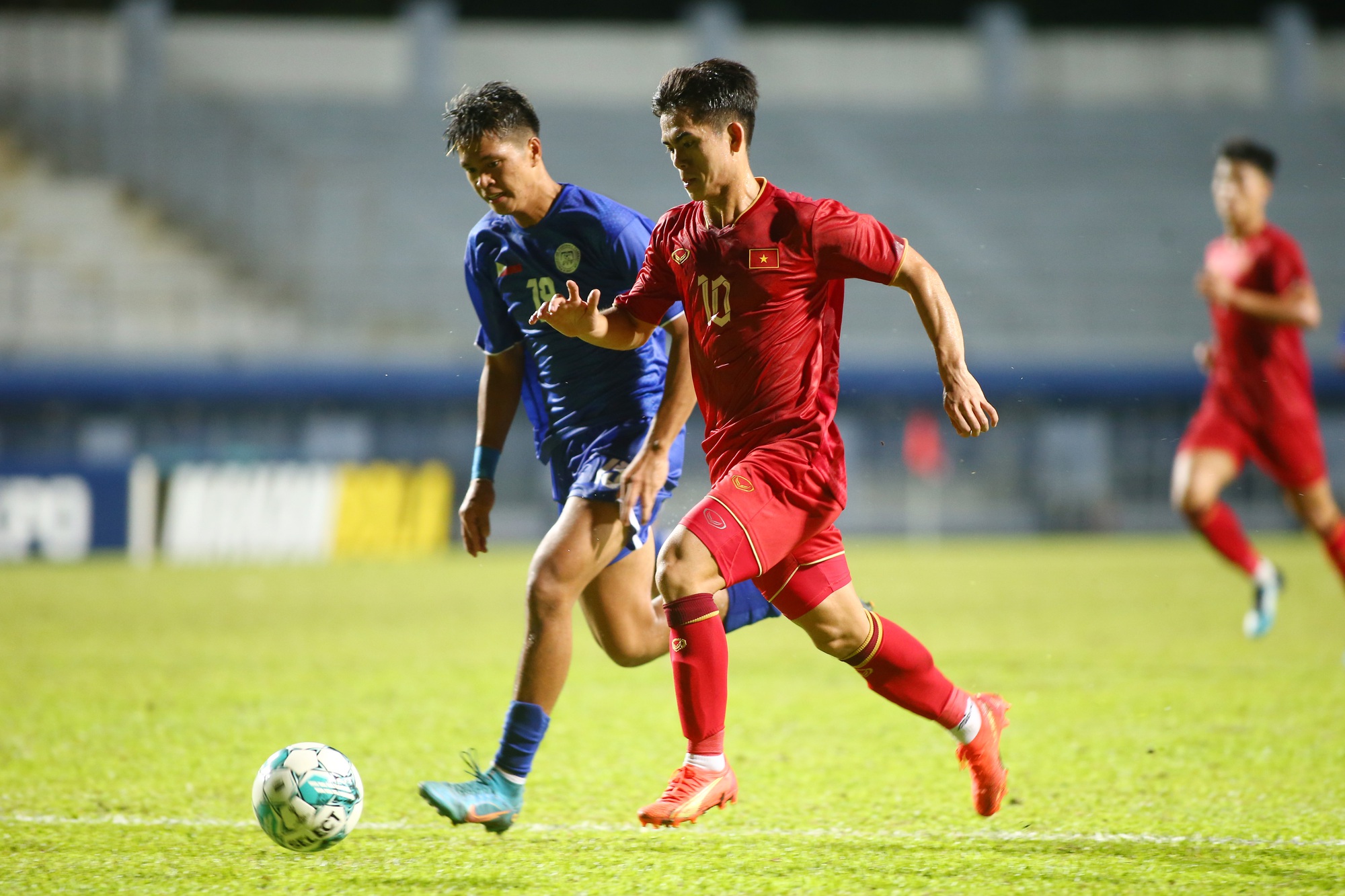 Khuất Văn Khang cũng là một ứng viên thu vị cho vai trò tiền đạo cánh đội tuyển U.23 Việt Nam