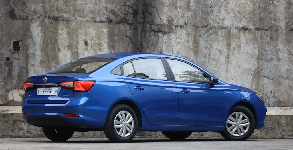 MG5 bản 'taxi' về Việt Nam trang bị số sàn, thiết kế 'già'