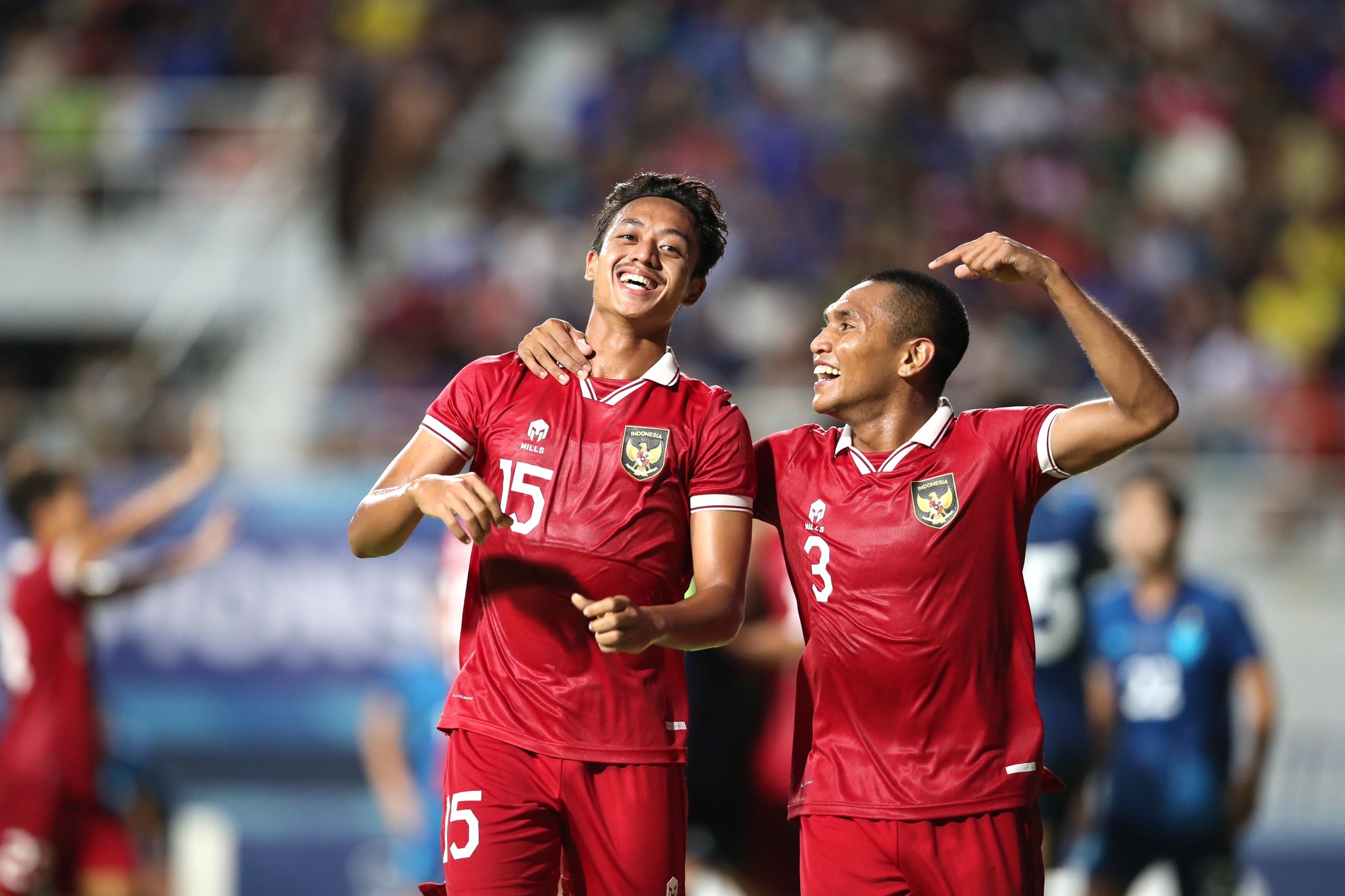 Các cầu thủ U.23 Indonesia vui mừng sau bàn thắng vào lưới đội U.23 Thái Lan