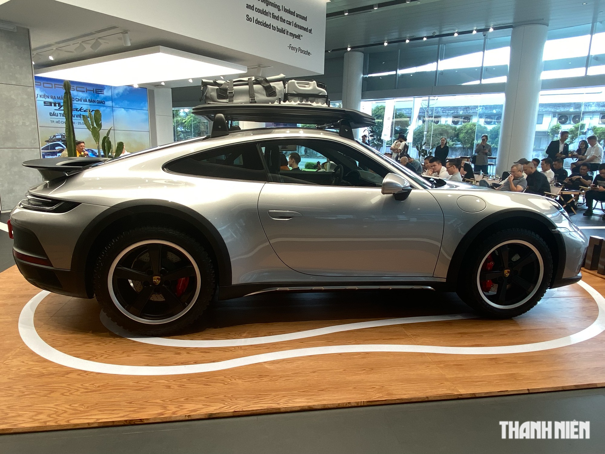 Điều gì làm nên sự đặc biệt của Porsche 911 Dakar khi về Việt Nam? - Ảnh 4.