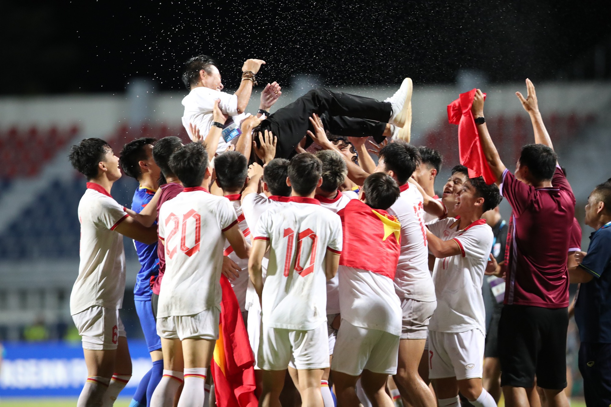 Từ ngôi vô địch Đông Nam Á, nhìn thấy tương lai sáng của U.23 Việt Nam  - Ảnh 10.