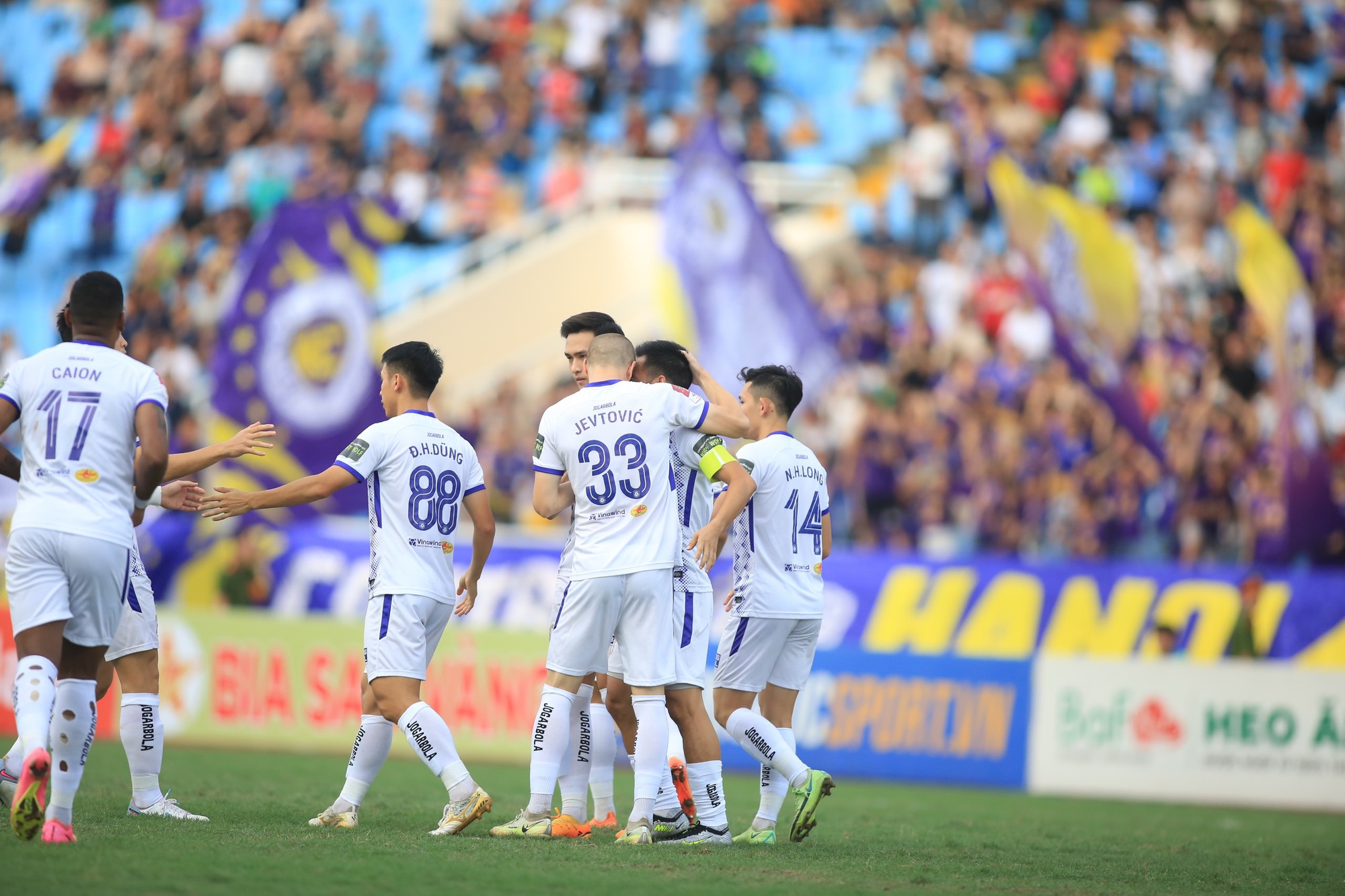 CLB Công an Hà Nội vô địch ngay mùa đầu tiên chơi V-League
 - Ảnh 6.