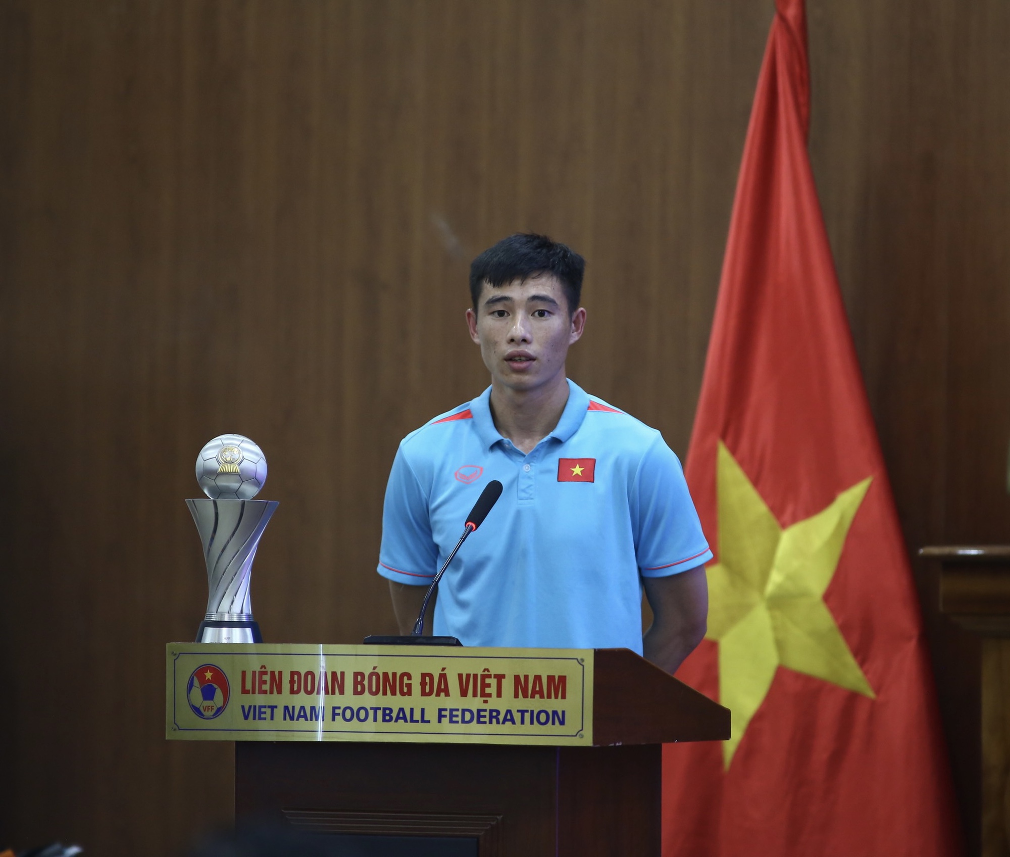 U.23 Việt Nam nhận mưa tiền thưởng, HLV Hoàng Anh Tuấn tái ngộ ông Troussier - Ảnh 13.
