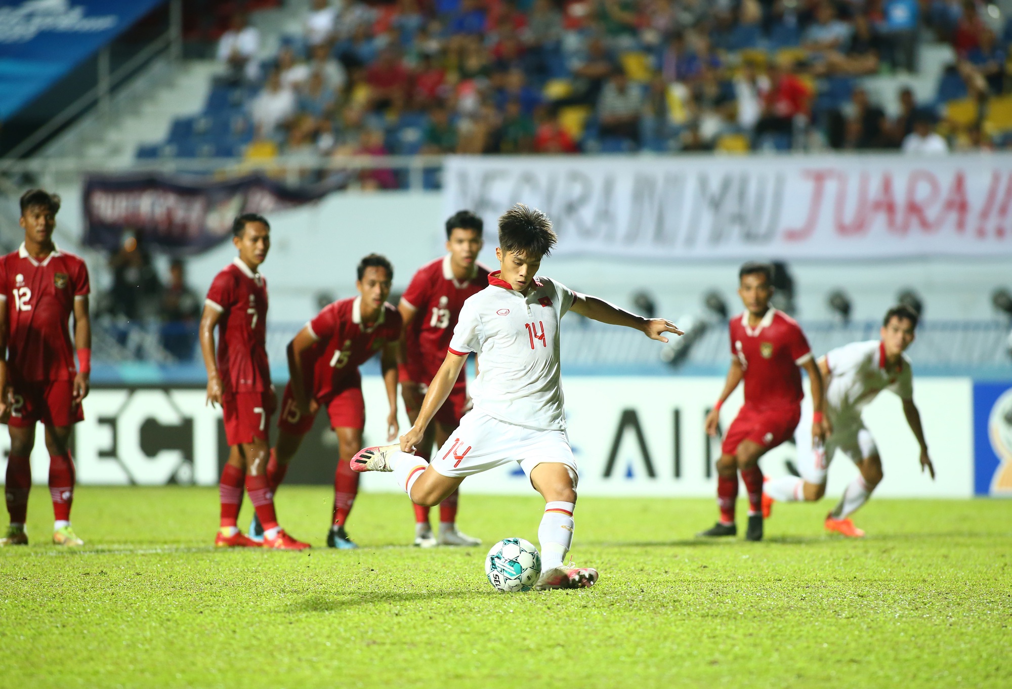 U.23 Việt Nam và U.23 Indonesia: Ranh giới mong manh giữa vinh quang và cay đắng - Ảnh 3.