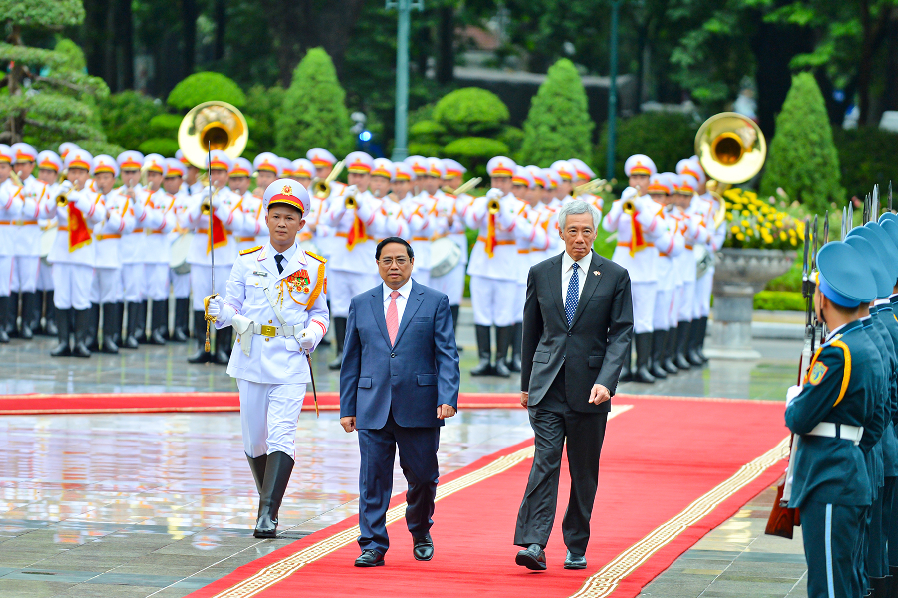 Lễ đón Thủ tướng Singapore Lý Hiển Long thăm chính thức Việt Nam - Ảnh 4.