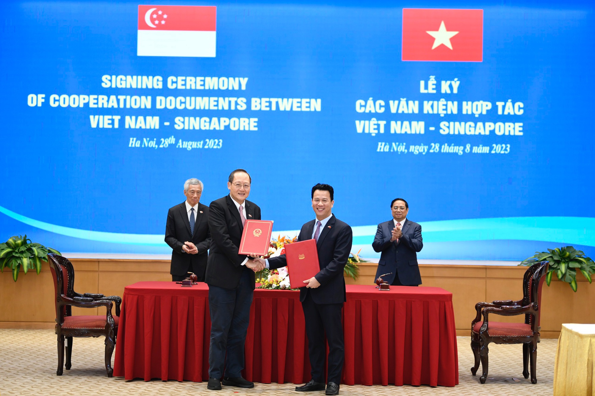 Việt Nam - Singapore ký 7 văn kiện hợp tác quan trọng  - Ảnh 7.