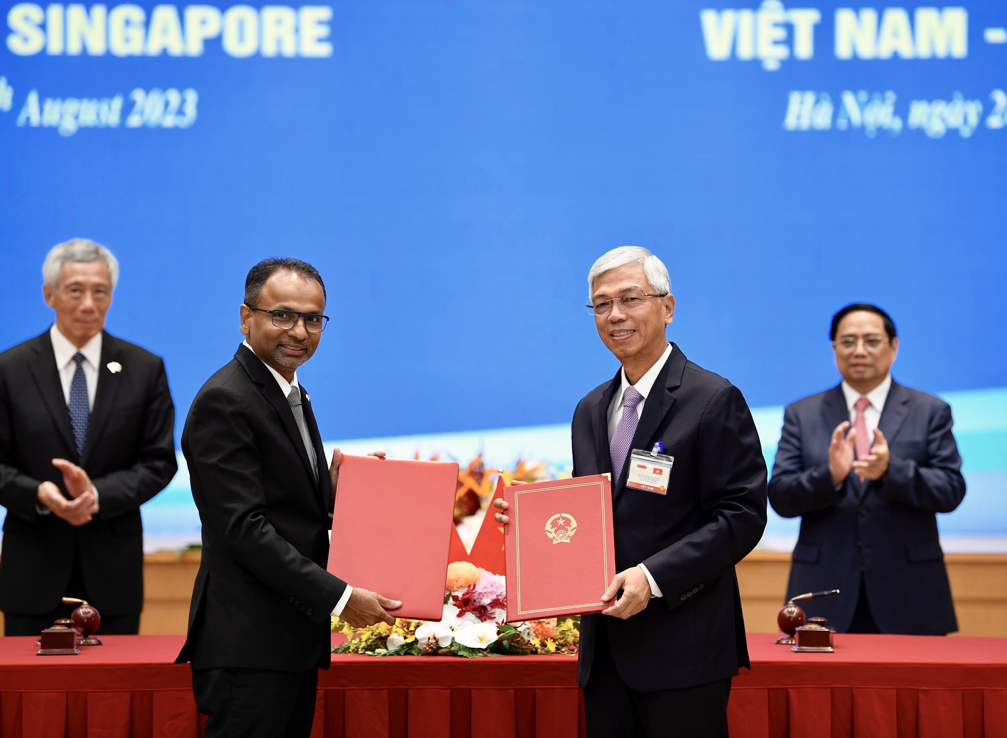 Việt Nam - Singapore ký 7 văn kiện hợp tác quan trọng  - Ảnh 8.
