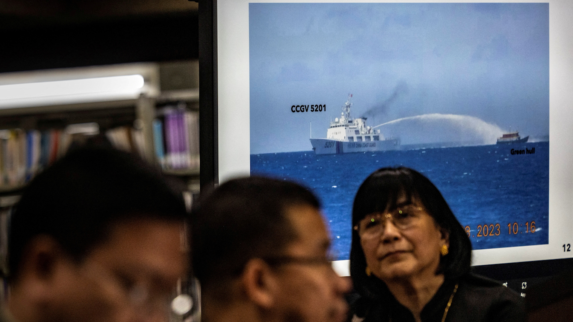 Mỹ cảnh báo ‘hành vi quá khích’ của Trung Quốc ở Biển Đông - Ảnh 1.