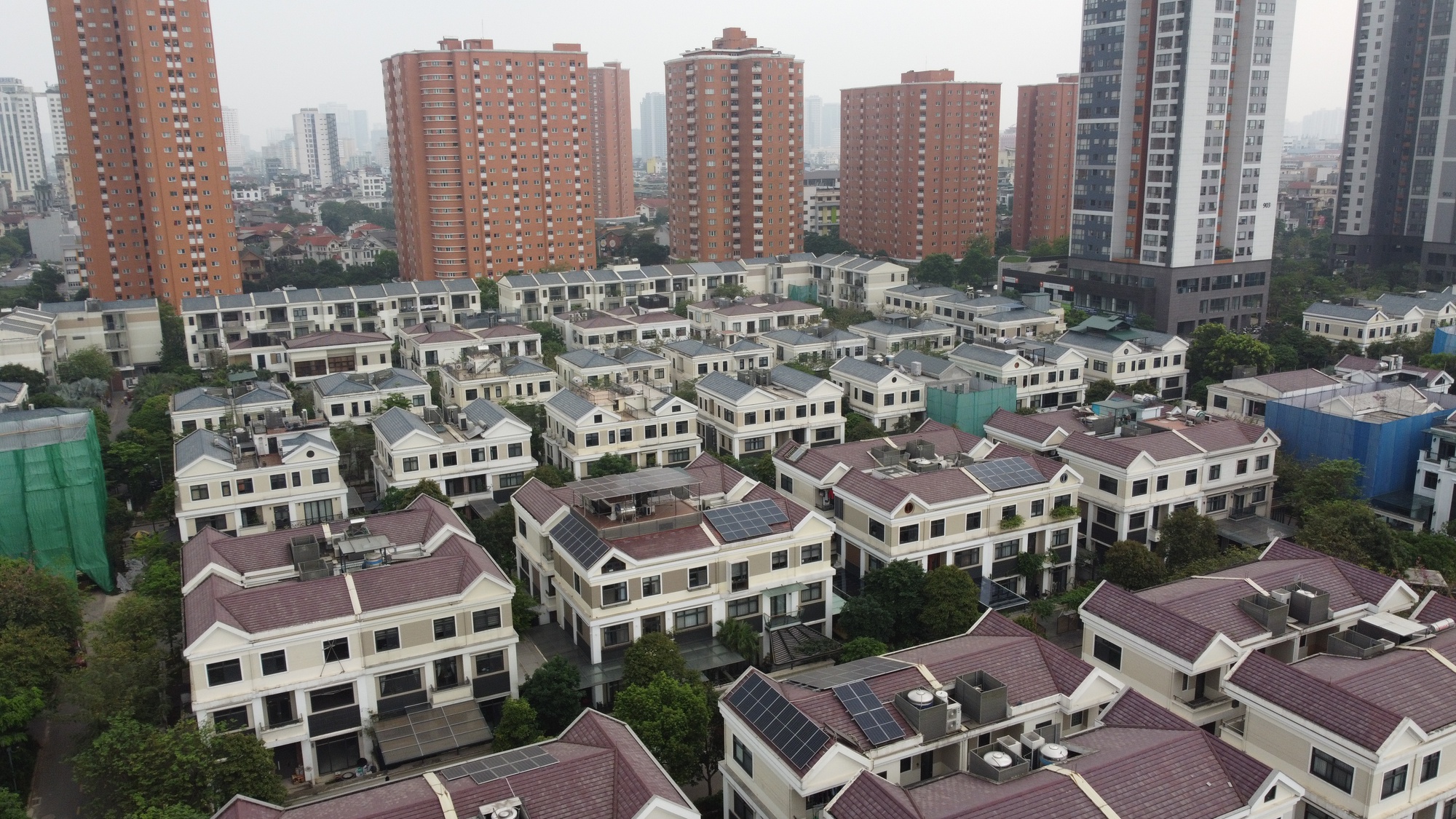Địa phương còn sợ trách nhiệm trong tháo gỡ khó khăn cho bất động sản - Ảnh 4. Địa phương còn sợ trách nhiệm trong tháo gỡ khó khăn cho bất động sản - Ảnh 4.