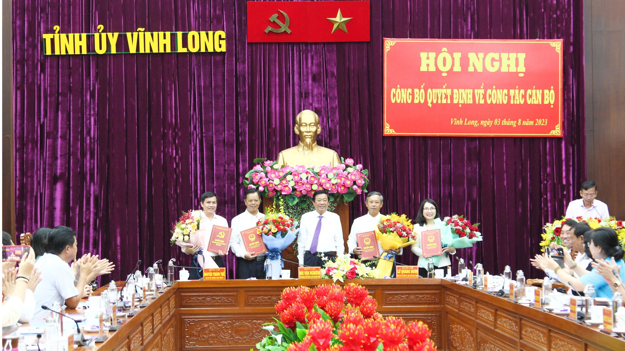 Bà Hồ Thị Thu Hằng giữ chức Giám đốc Sở Y tế Vĩnh Long  - Ảnh 1.