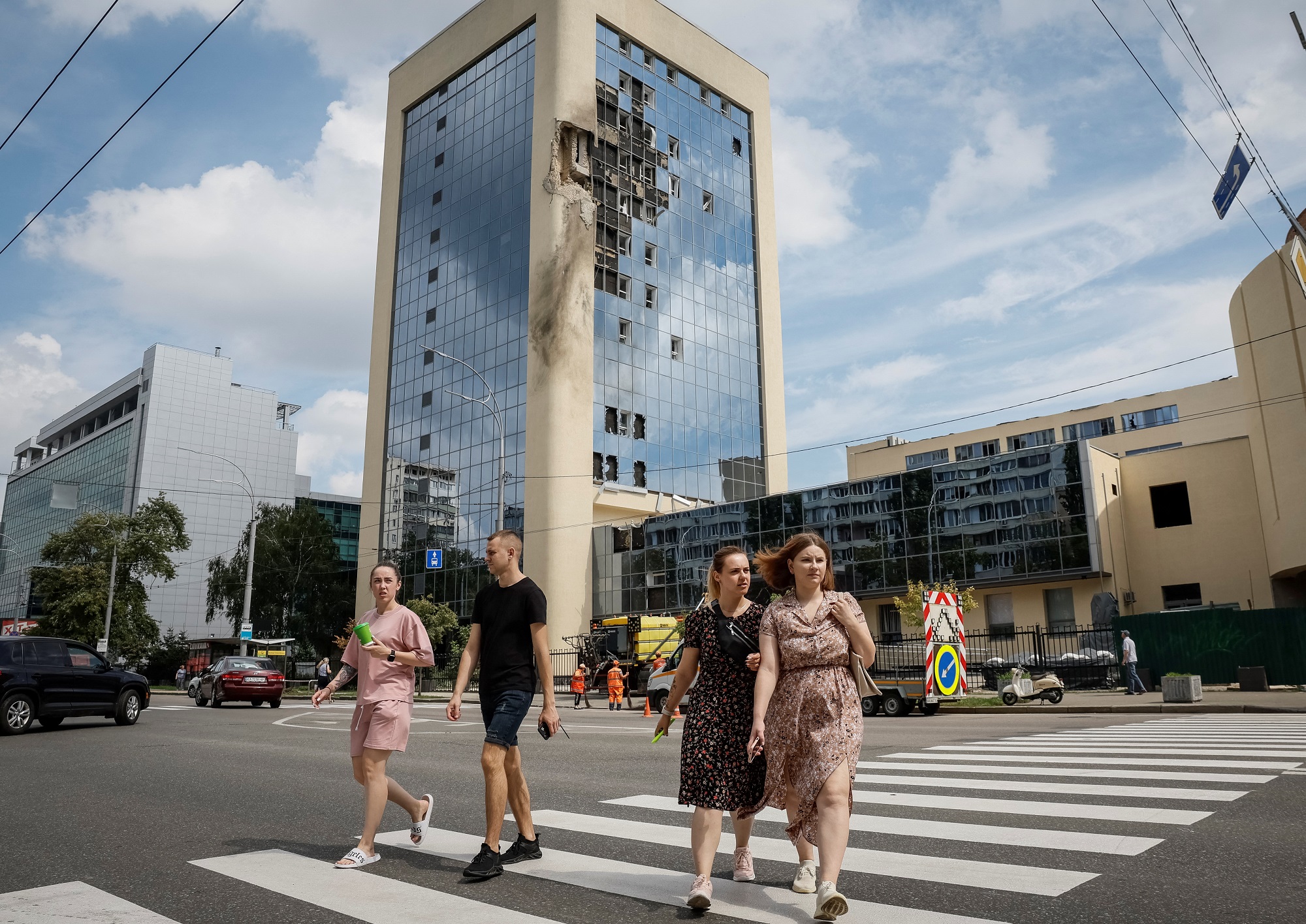 War in the evening 3.8: Ukraine sent 8,000 soldiers to Zaporozhye, Russia was attacked again? - Photo 1. War in the evening 3.8: Ukraine sent 8,000 soldiers to Zaporozhye, Russia was attacked again? - Photo 1.