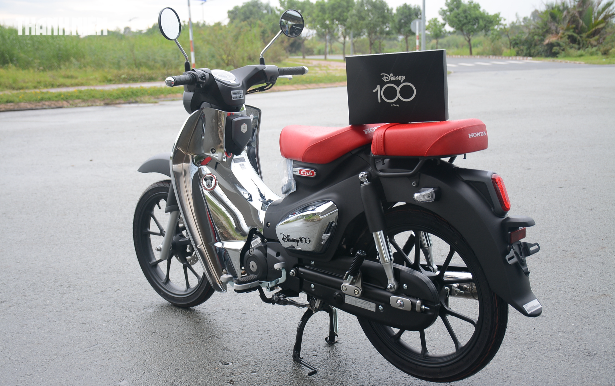 Honda Super Cub 'độc, lạ' về Việt Nam, dành cho dân sành chơi và chịu chơi - Ảnh 6.