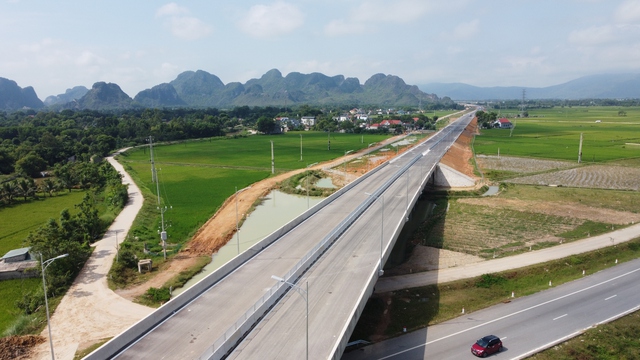 Ngày mai 1.9, thông xe cao tốc Bắc - Nam qua Thanh Hóa, Nghệ An - Ảnh 1.