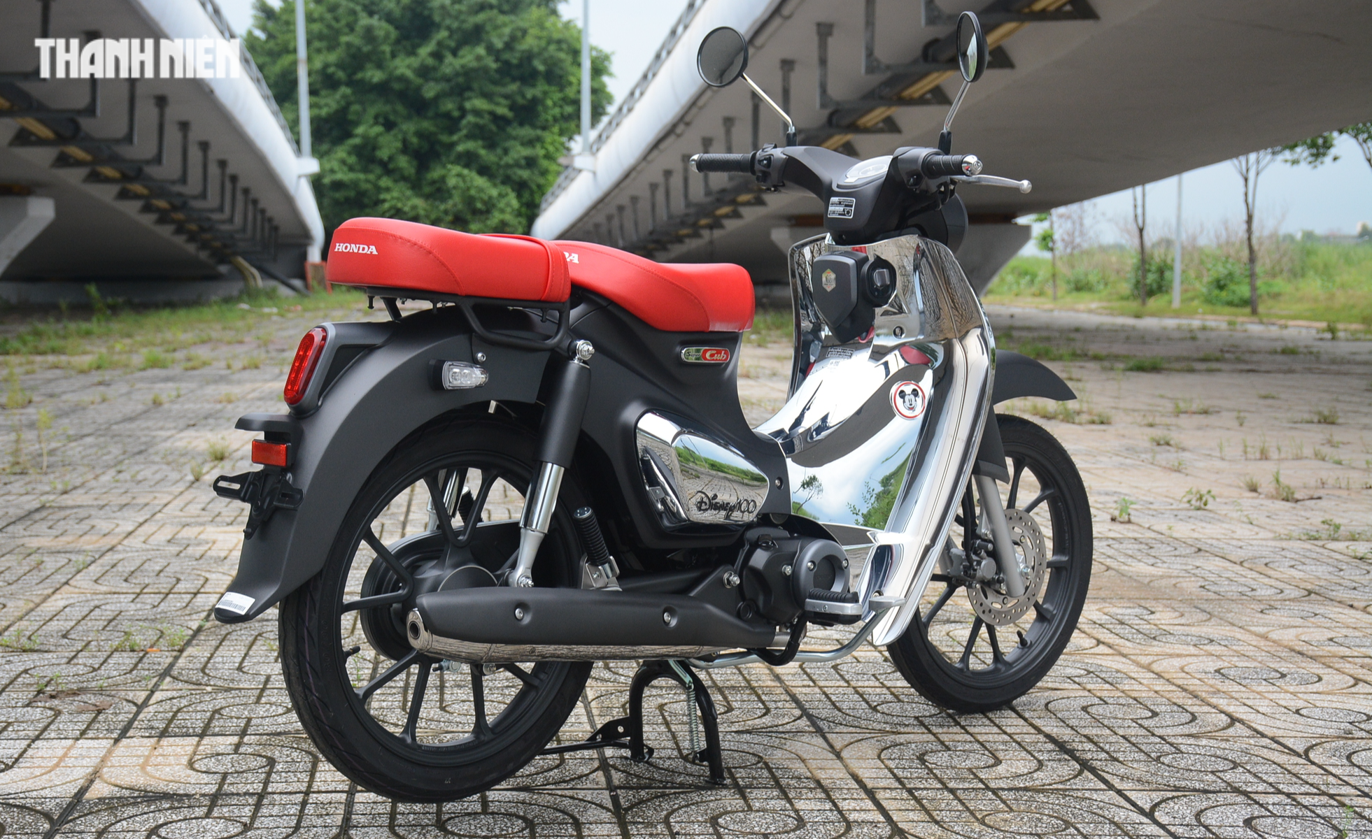 Honda Super Cub C125 Disney Limited Editon có gì đặc biệt để người chơi xe săn lùng? - Ảnh 18.