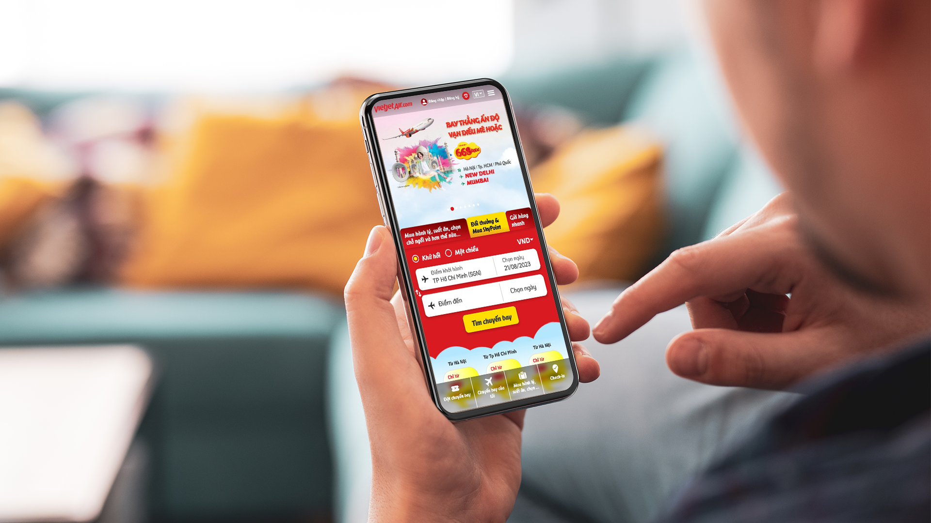 ក្លាយជាអ្នកខិតប័ណ្ណដ៏ឆ្លាតវៃជាមួយនឹងគន្លឹះដ៏មានប្រយោជន៍ ៩ យ៉ាងពី Vietjet - រូបថត ១. Hãy trở thành khách bay thông thái với 9 bí kíp hữu ích từ Vietjet - Ảnh 1.