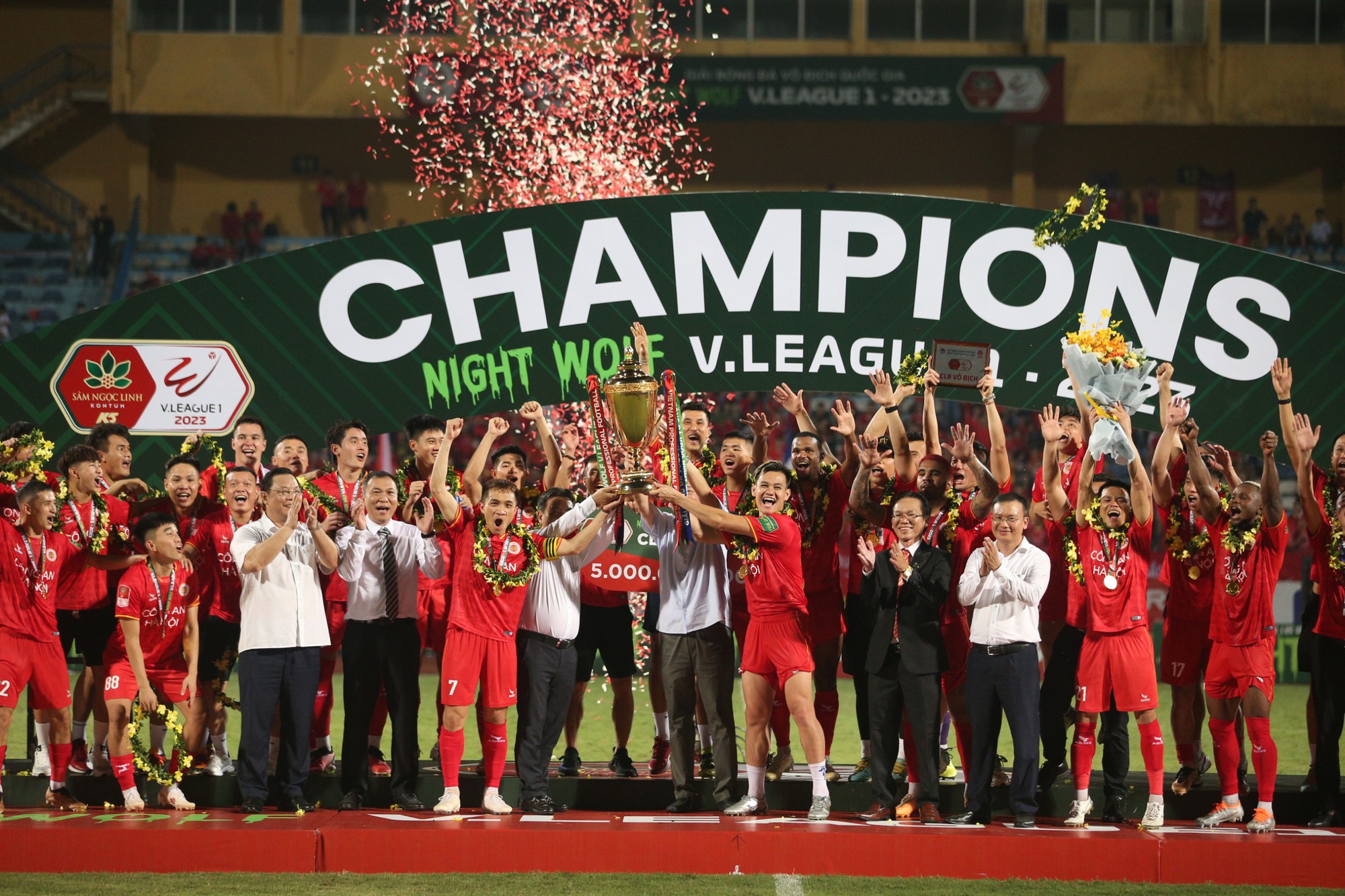 CLB Công an Hà Nội được cấp phép ngoại lệ dự V-League 2023 - 2024 - Ảnh 1.